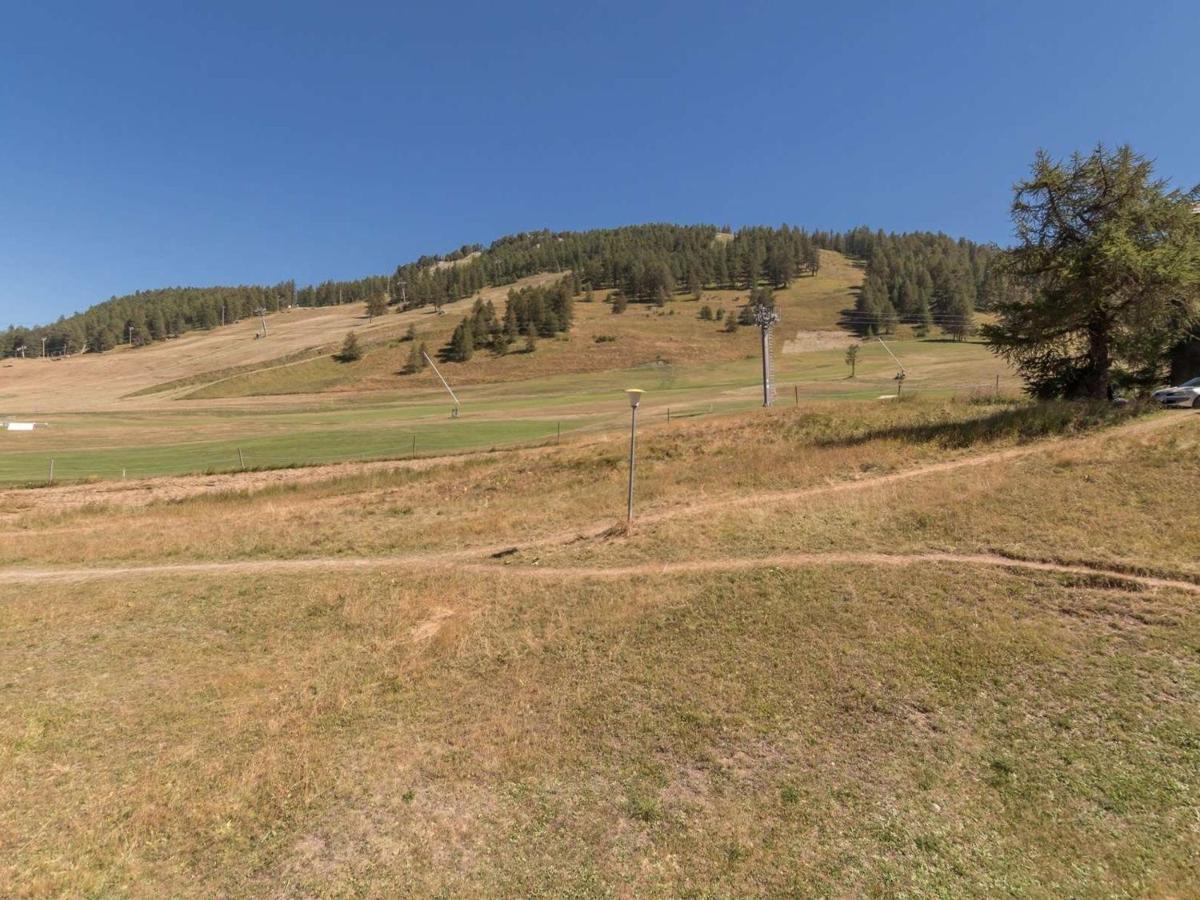 Appartement Skis Aux Pieds, 6 Pers Avec Parking, Montgenevre - Fr-1-330D-7 Bagian luar foto