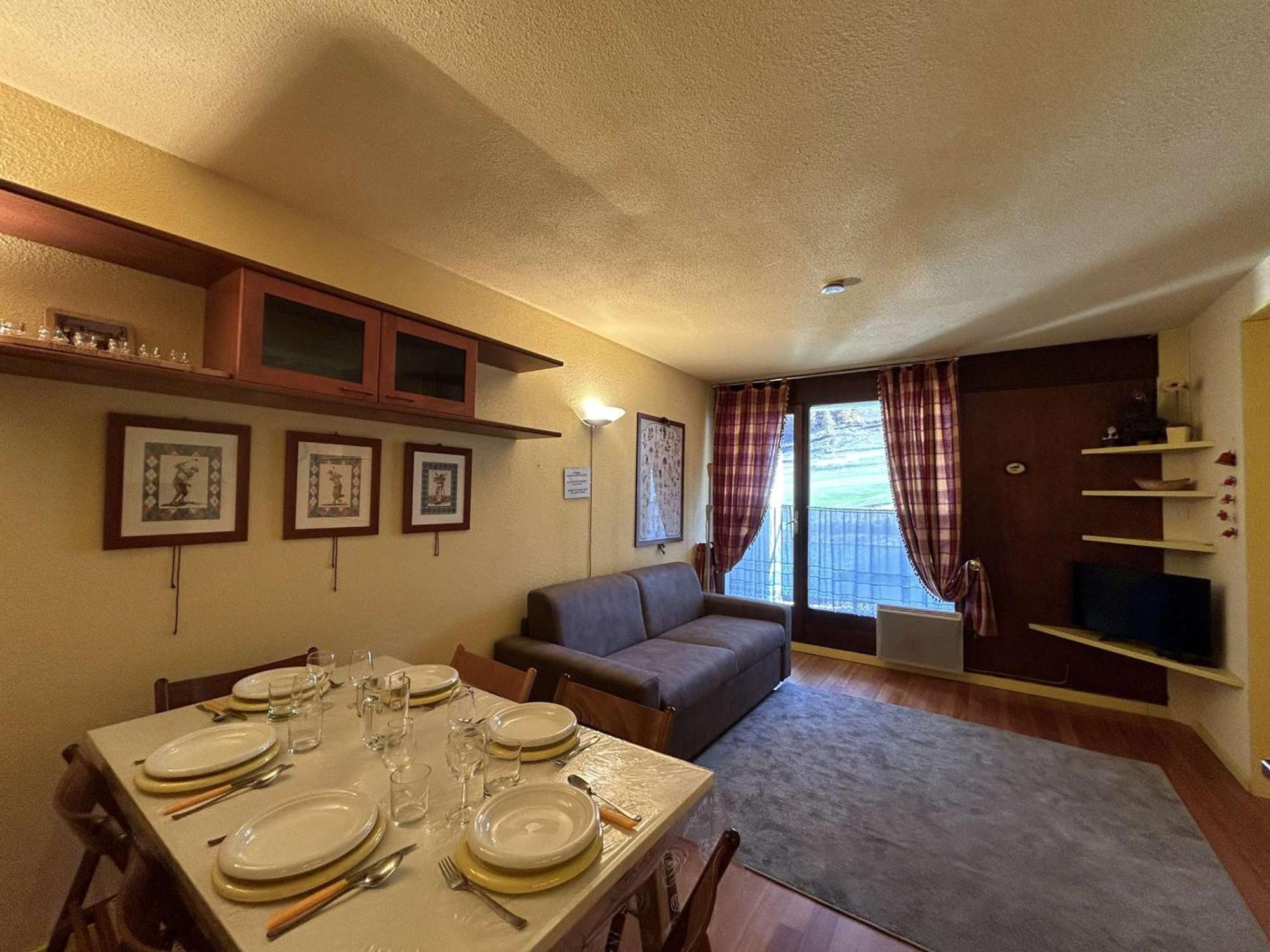 Appartement Skis Aux Pieds, 6 Pers Avec Parking, Montgenevre - Fr-1-330D-7 Bagian luar foto