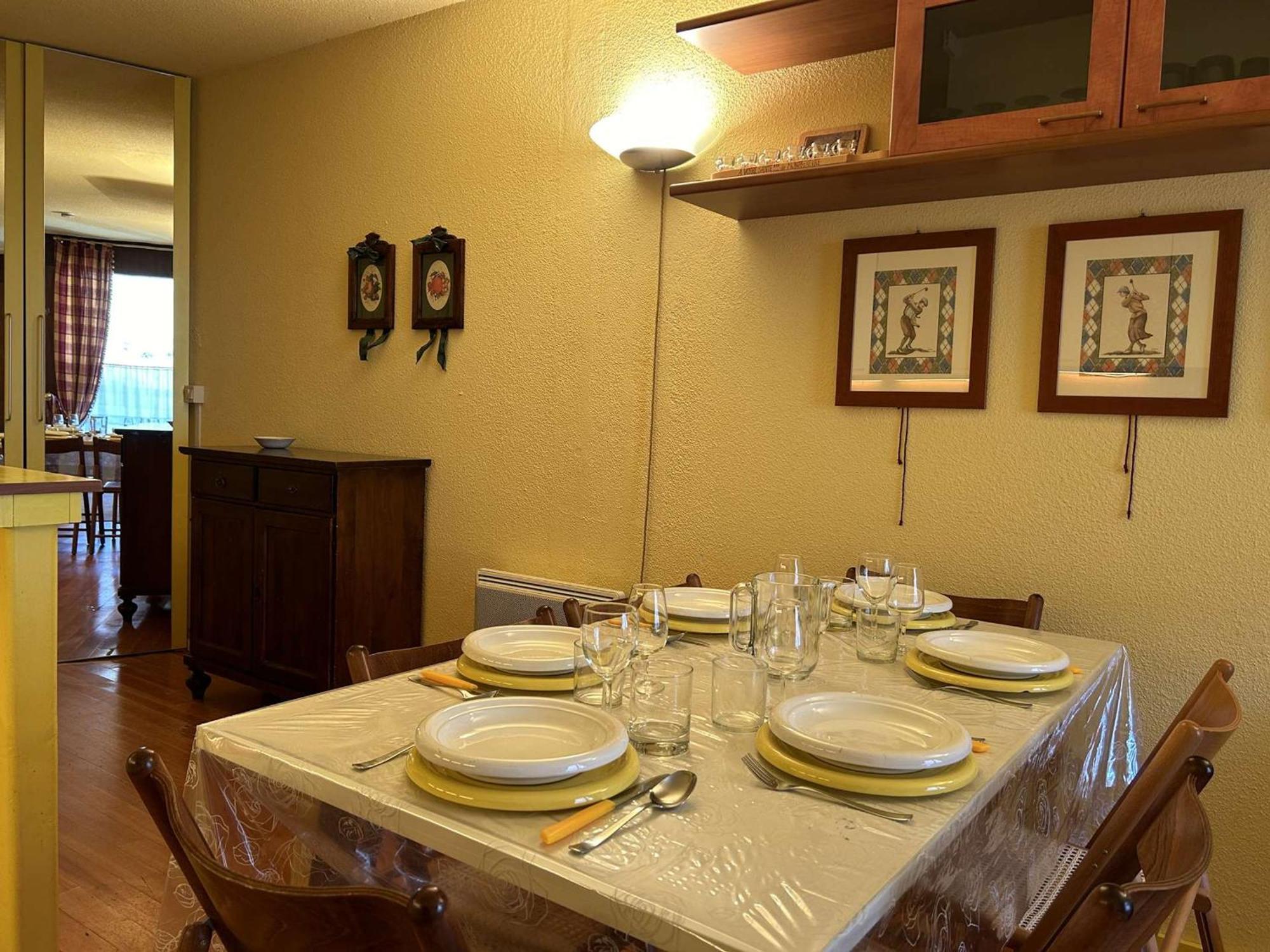Appartement Skis Aux Pieds, 6 Pers Avec Parking, Montgenevre - Fr-1-330D-7 Bagian luar foto